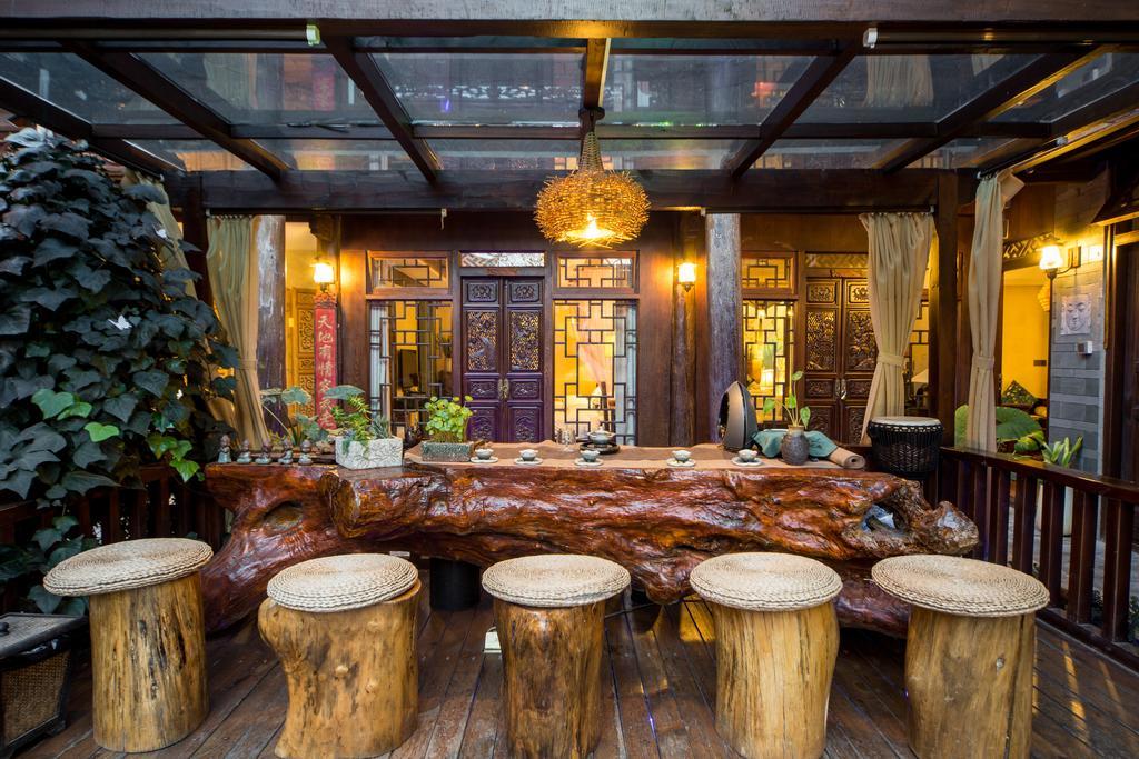 Lijiang Yuntian Palace Hotel Экстерьер фото