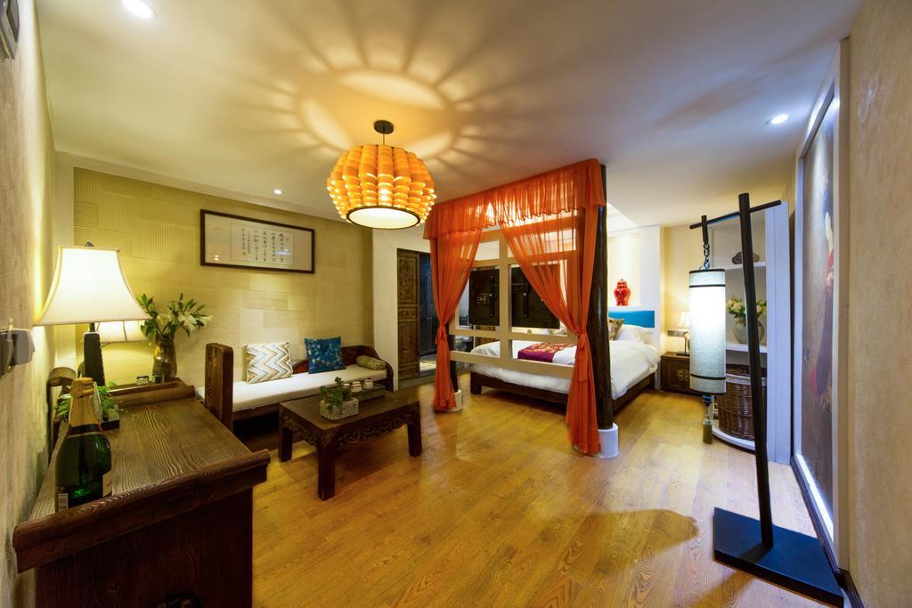 Lijiang Yuntian Palace Hotel Номер фото