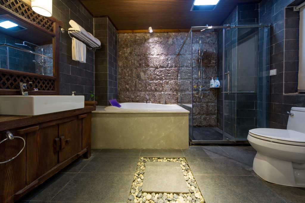 Lijiang Yuntian Palace Hotel Экстерьер фото